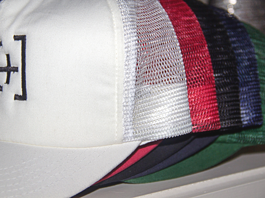 Krooluhv [K+] Solid Trucker Hat - Image 3